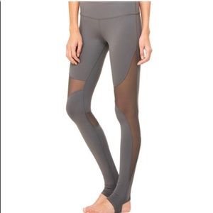 ALO Coast Leggings, XS